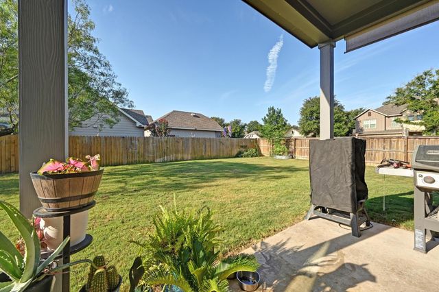 703 Patriot DR, Buda, TX 78610