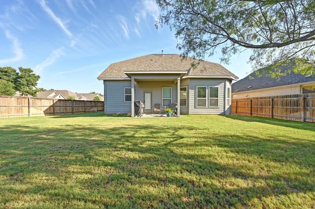 703 Patriot DR, Buda, TX 78610