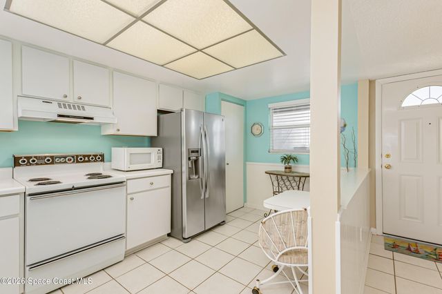 1555 N Highway A1a 305, Indialantic, FL 32903