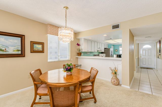 1555 N Highway A1a 305, Indialantic, FL 32903