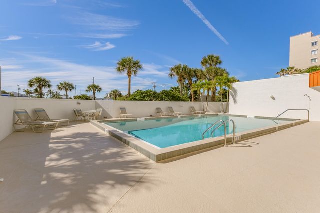1555 N Highway A1a 305, Indialantic, FL 32903