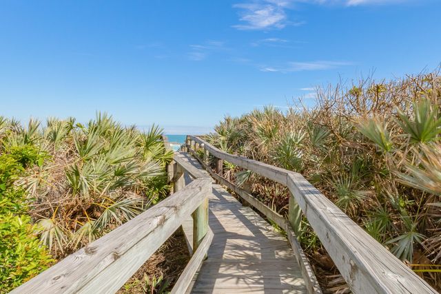 1555 N Highway A1a 305, Indialantic, FL 32903