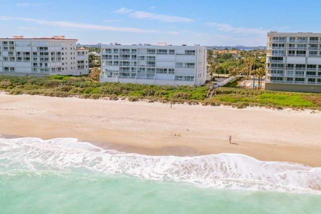 1555 N Highway A1a 305, Indialantic, FL 32903