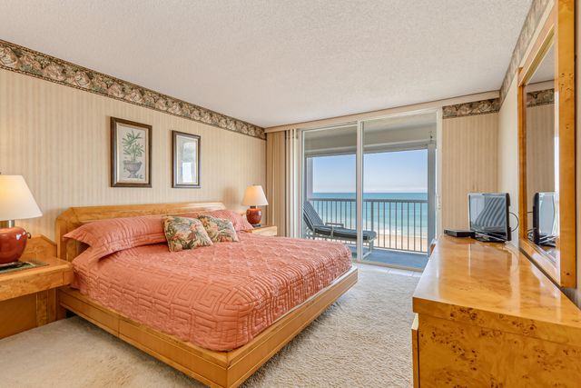 1555 N Highway A1a 305, Indialantic, FL 32903
