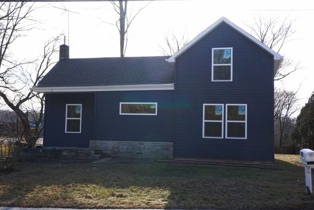 557 West Street, Valparaiso, IN 46385