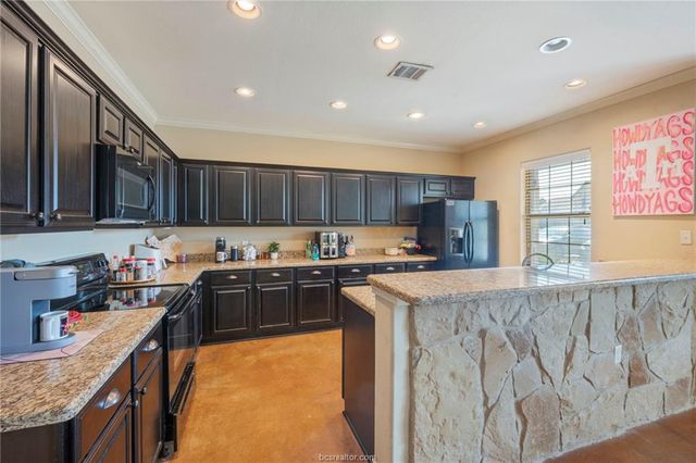 3303 Airborne Avenue, College Station, TX 77845