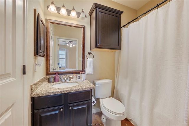 3303 Airborne Avenue, College Station, TX 77845