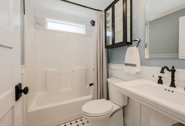 41 Pinebrook Road, Nashua, NH 03062