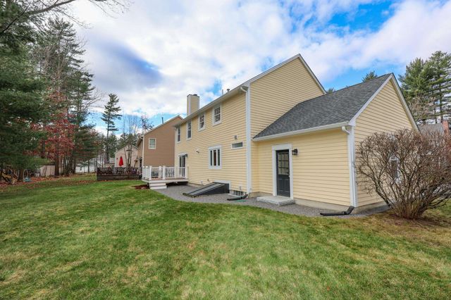 41 Pinebrook Road, Nashua, NH 03062