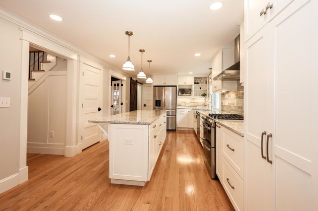 41 Pinebrook Road, Nashua, NH 03062