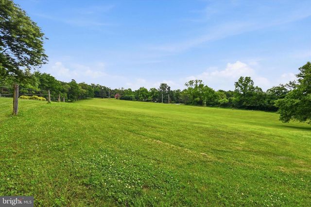 241 GLENROSE RD, Coatesville, PA 19320