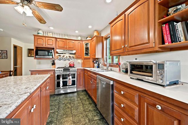 241 GLENROSE RD, Coatesville, PA 19320