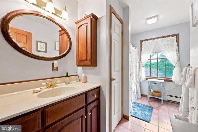 241 GLENROSE RD, Coatesville, PA 19320