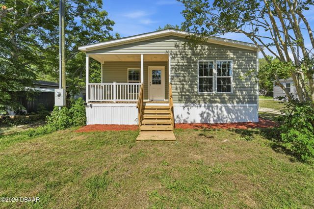 42039 Cherry Avenue, Deland, FL 32720