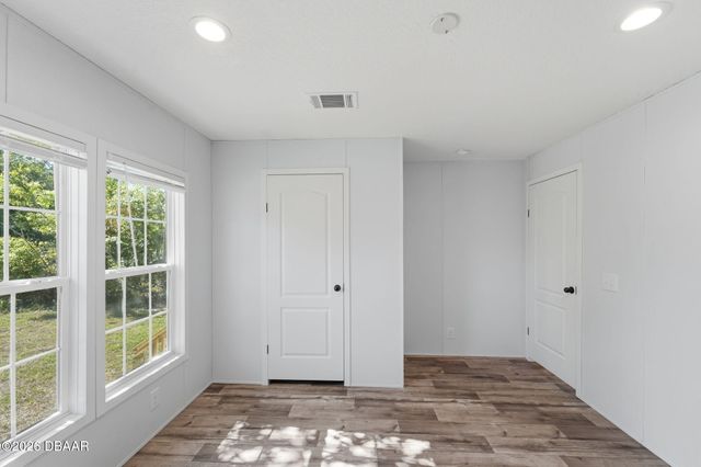 42039 Cherry Avenue, Deland, FL 32720