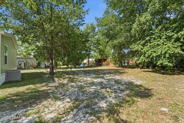 42039 Cherry Avenue, Deland, FL 32720