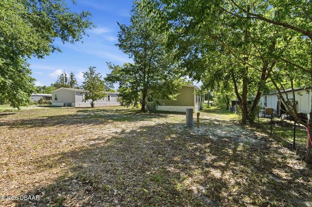 42039 Cherry Avenue, Deland, FL 32720