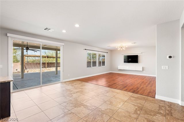 1122 Riddle Glen Street, Henderson, NV 89012