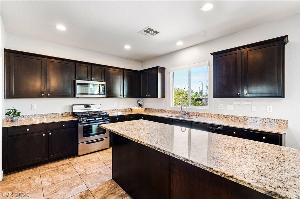 1122 Riddle Glen Street, Henderson, NV 89012