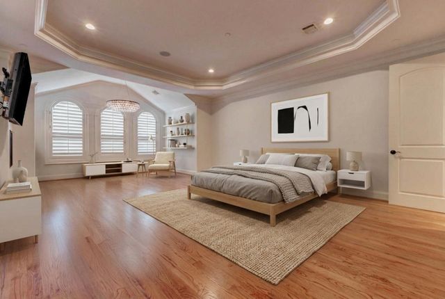 5410 Valerie St, Bellaire, TX 77401