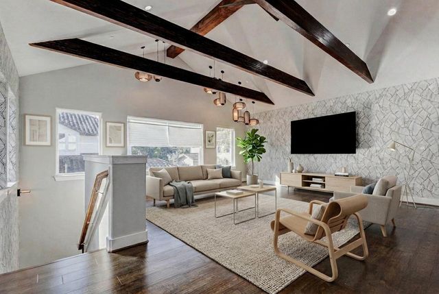 5410 Valerie St, Bellaire, TX 77401