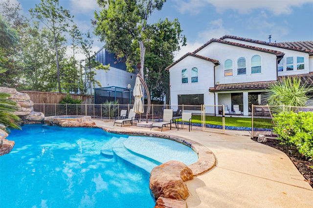 5410 Valerie St, Bellaire, TX 77401