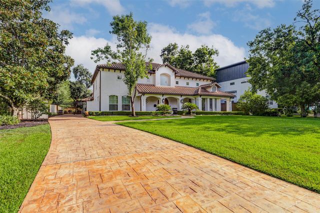 5410 Valerie St, Bellaire, TX 77401