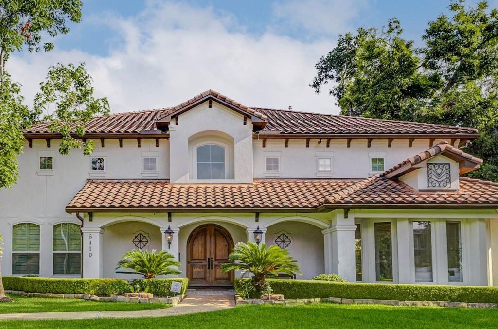 5410 Valerie St, Bellaire, TX 77401