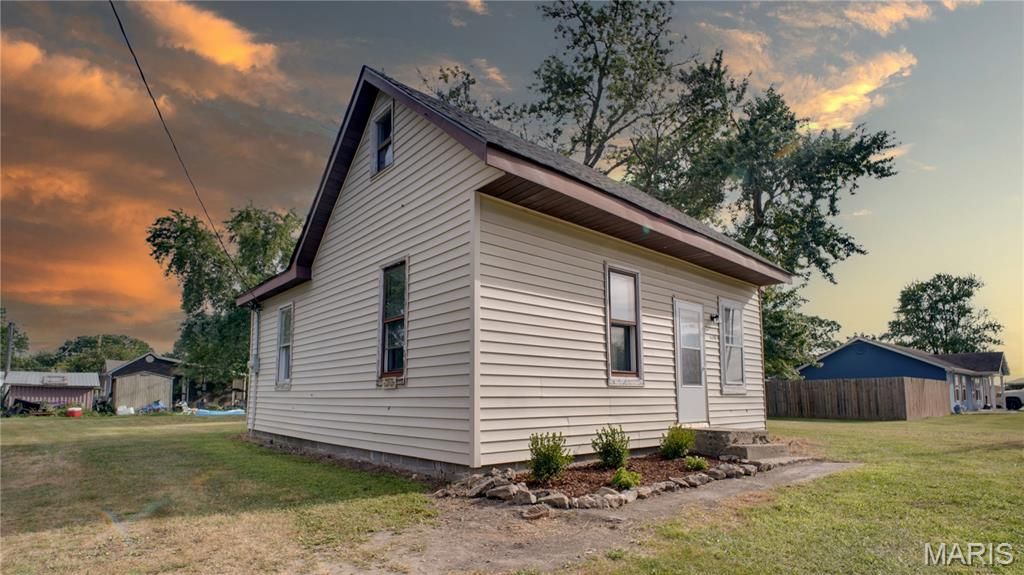 608 Cross Street, Montgomery City, MO 63369