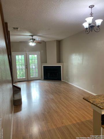 12286 Apricot, San Antonio, TX 78247