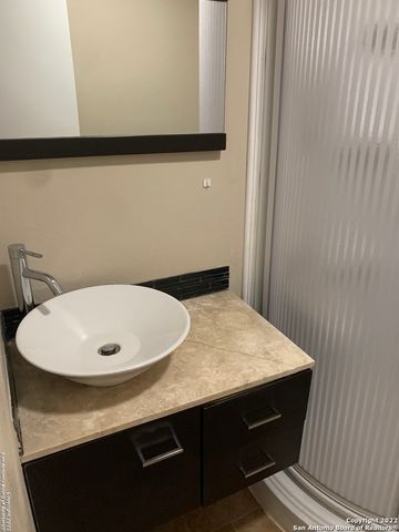 12286 Apricot, San Antonio, TX 78247