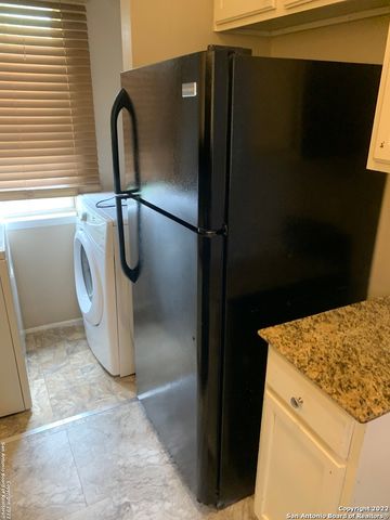 12286 Apricot, San Antonio, TX 78247
