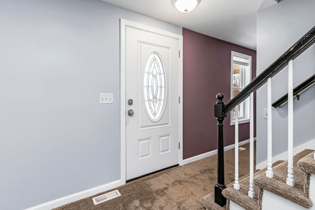 149 Barretts Hill Road, Hudson, NH 03051