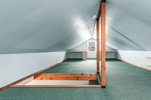 149 Barretts Hill Road, Hudson, NH 03051