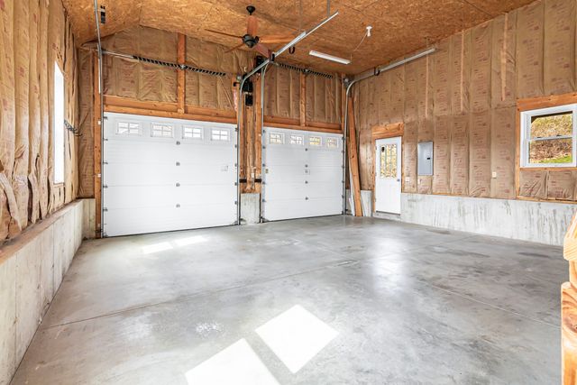 149 Barretts Hill Road, Hudson, NH 03051