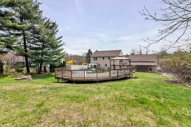 149 Barretts Hill Road, Hudson, NH 03051