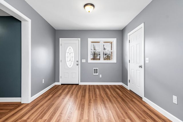 149 Barretts Hill Road, Hudson, NH 03051