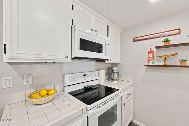 406 Chapala Drive, Camarillo, CA 93010