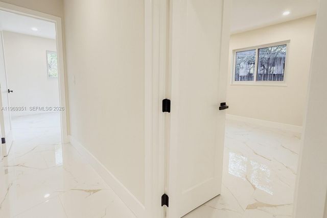 3801 NE 16th Ter, Oakland Park, FL 33334