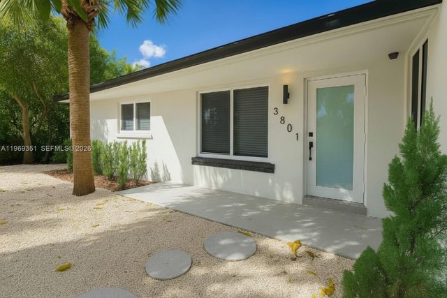 3801 NE 16th Ter, Oakland Park, FL 33334