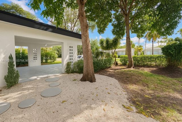 3801 NE 16th Ter, Oakland Park, FL 33334