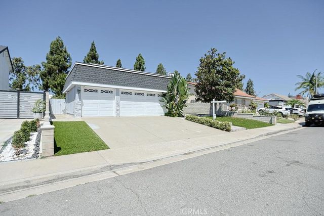 16221 Mount Baden Powell, Fountain Valley, CA 92708