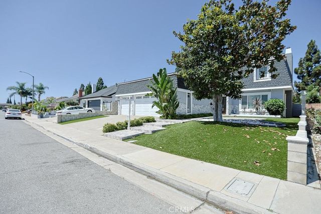 16221 Mount Baden Powell, Fountain Valley, CA 92708