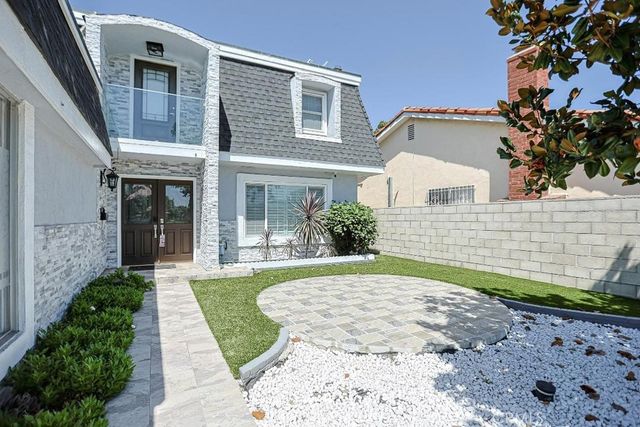 16221 Mount Baden Powell, Fountain Valley, CA 92708