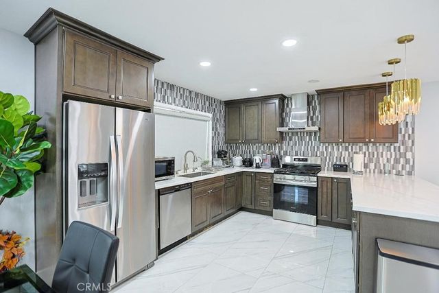 16221 Mount Baden Powell, Fountain Valley, CA 92708