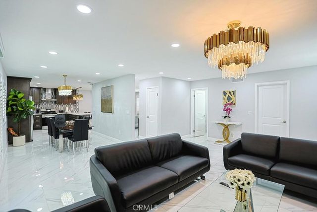 16221 Mount Baden Powell, Fountain Valley, CA 92708