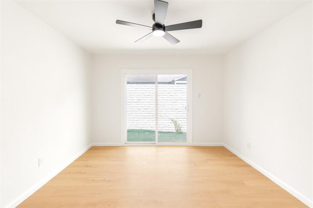 6423 Coachwood Drive, Houston, TX 77035