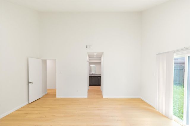 6423 Coachwood Drive, Houston, TX 77035