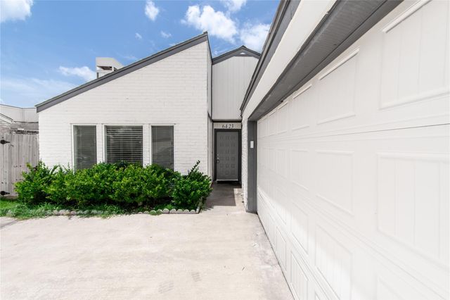6423 Coachwood Drive, Houston, TX 77035
