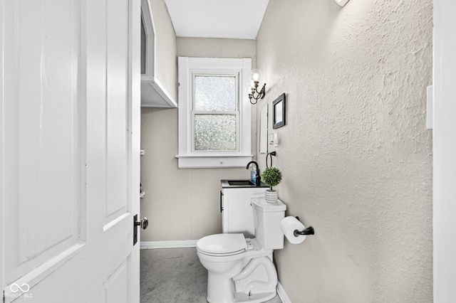 644 S 11th Street, New Castle, IN 47362